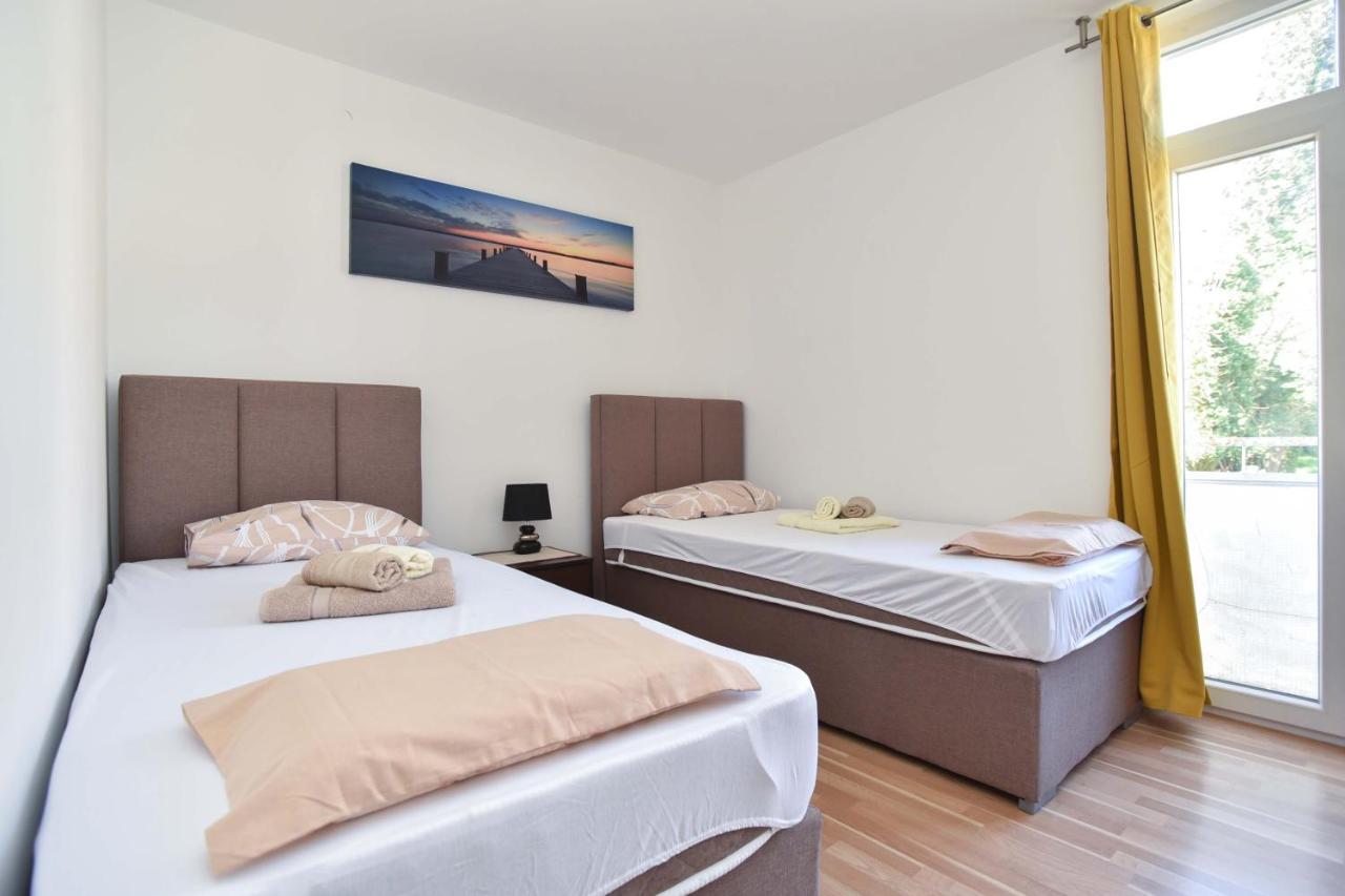 Apartment Near Old Town Budva Exterior foto