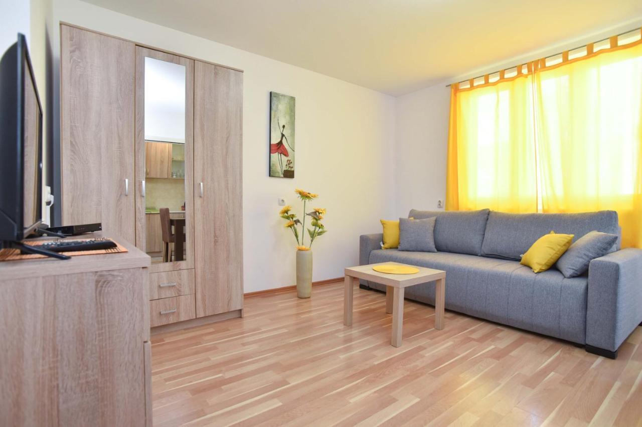 Apartment Near Old Town Budva Exterior foto