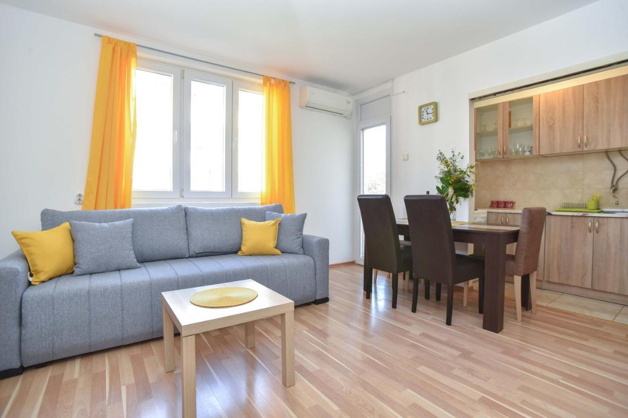 Apartment Near Old Town Budva Exterior foto